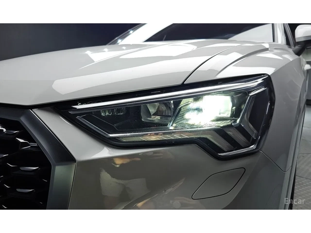 Audi Q3 Sportback 35 TDI Premium Sportback - автомобили, коли, обяви за нови и употребявани 4