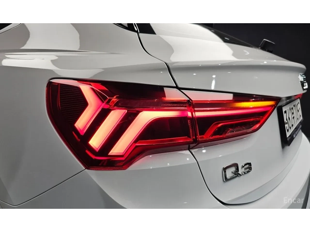 Audi Q3 Sportback 35 TDI Premium Sportback - автомобили, коли, обяви за нови и употребявани 5