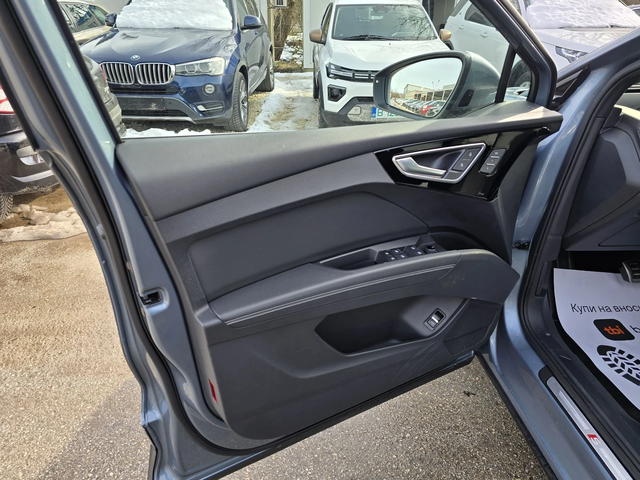 Audi Q4 50 E-TRON QUATTRO  Гаранция Лизинг - автомобили, коли, обяви за нови и употребявани 9