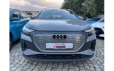 audi-q4 - 1