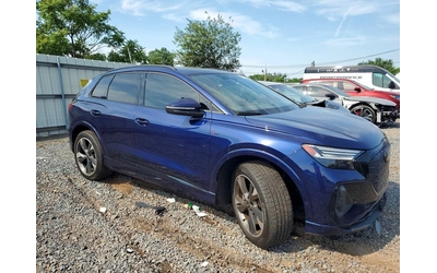audi-q4 - 0