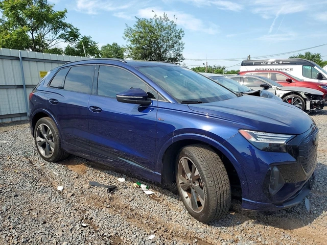 Audi Q4 E-tron* PRESTIGE* AWD* ПОДГРЕВ* 360* КАМЕРА* - автомобили, коли, обяви за нови и употребявани 0
