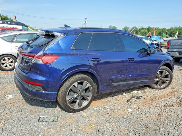 Audi Q4 E-tron* PRESTIGE* AWD* ПОДГРЕВ* 360* КАМЕРА* - автомобили, коли, обяви за нови и употребявани 4