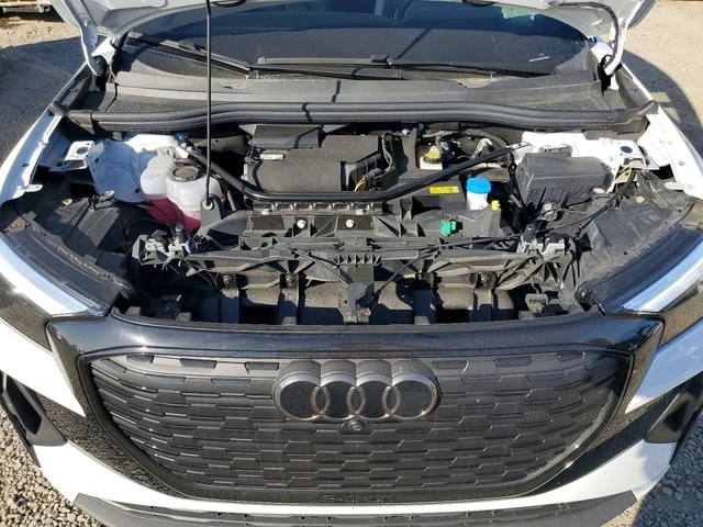 Audi Q4 E-TRON PREMIUM PLUS - автомобили, коли, обяви за нови и употребявани 12