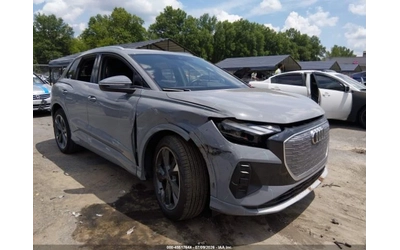 audi-q4 - 0