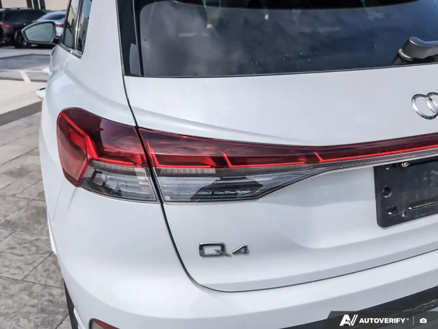 Audi Q4 e-tron 50 Progressiv 50 Komfort All Wheel Drive - автомобили, коли, обяви за нови и употребявани 10
