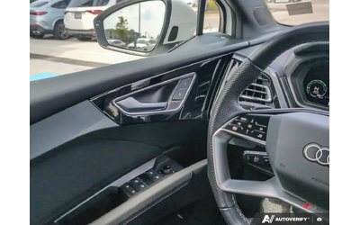 Audi Q4 e-tron 50 Progressiv 50 Komfort All Wheel Drive - автомобили, коли, обяви за нови и употребявани 16