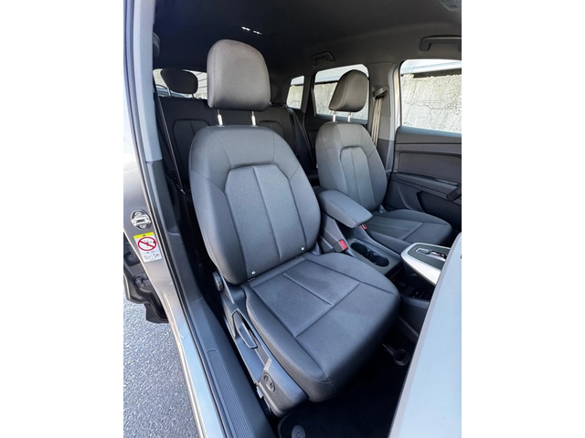 Audi Q4 Q4 e-tron 35 - автомобили, коли, обяви за нови и употребявани 9