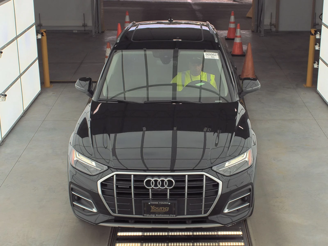 Audi Q5 2021* DISTRONIK* DIGITAL* PANORAMA* APPLECARPLAY* - автомобили, коли, обяви за нови и употребявани 0