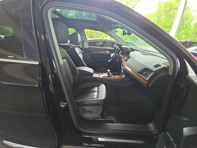 Audi Q5 2021* DISTRONIK* DIGITAL* PANORAMA* APPLECARPLAY* - автомобили, коли, обяви за нови и употребявани 12