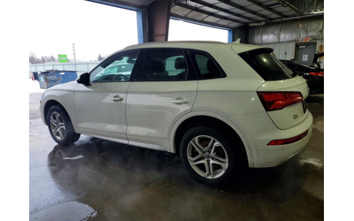 audi-q5-2-0l-4-all-wheel-drive - 1