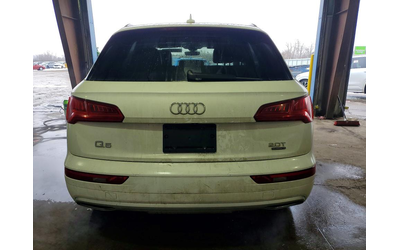 audi-q5-2-0l-4-all-wheel-drive - 5