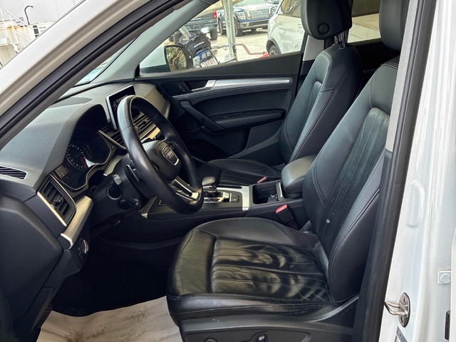 Audi Q5 2.0L 4cyl AWD - автомобили, коли, обяви за нови и употребявани 11