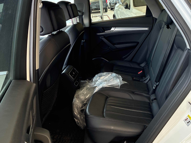Audi Q5 2.0L 4cyl AWD - автомобили, коли, обяви за нови и употребявани 12