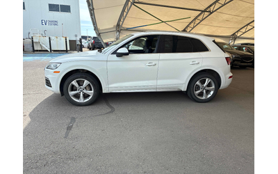 audi-q5-2-0l-4cyl-awd - 1