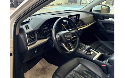 audi-q5-2-0l-4cyl-awd - 4