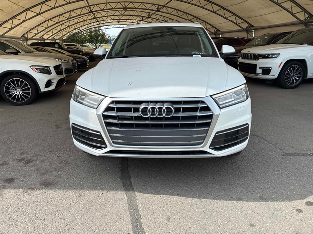 Audi Q5 2.0L 4cyl AWD - автомобили, коли, обяви за нови и употребявани 5