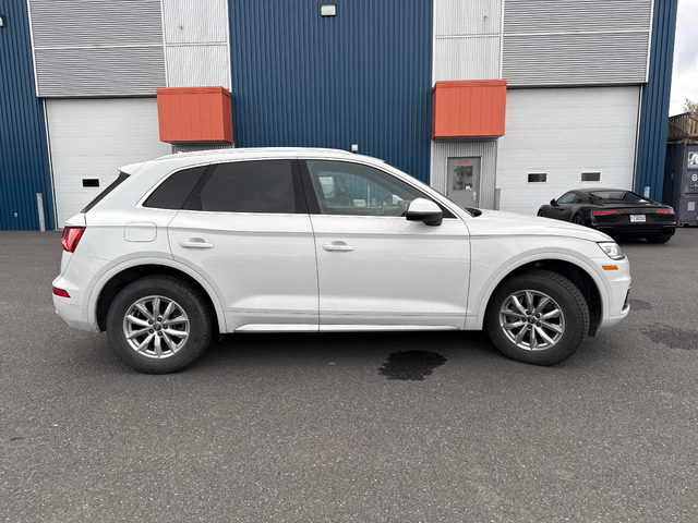 Audi Q5 2.0L 4cyl AWD - автомобили, коли, обяви за нови и употребявани 2