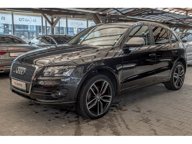 Audi Q5 2.0TDI/Quattro/PDC/BiXenon/F1/BiColor Lether/ - автомобили, коли, обяви за нови и употребявани 2