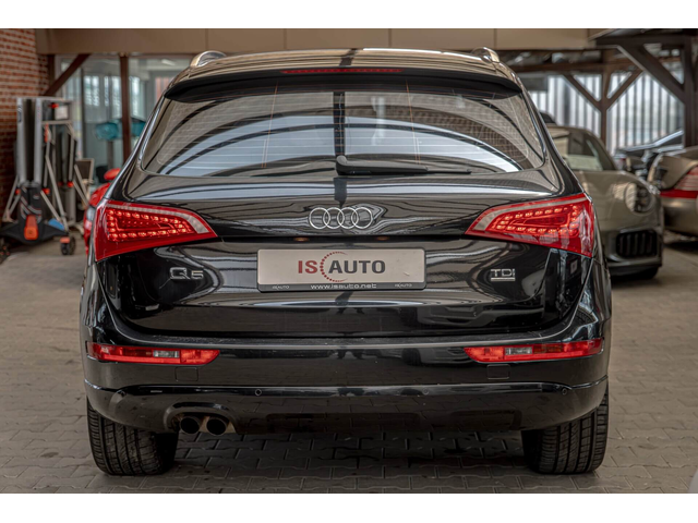 Audi Q5 2.0TDI/Quattro/PDC/BiXenon/F1/BiColor Lether/ - автомобили, коли, обяви за нови и употребявани 3
