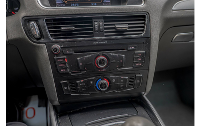 Audi Q5 2.0TDI/Quattro/PDC/BiXenon/F1/BiColor Lether/ - автомобили, коли, обяви за нови и употребявани 9