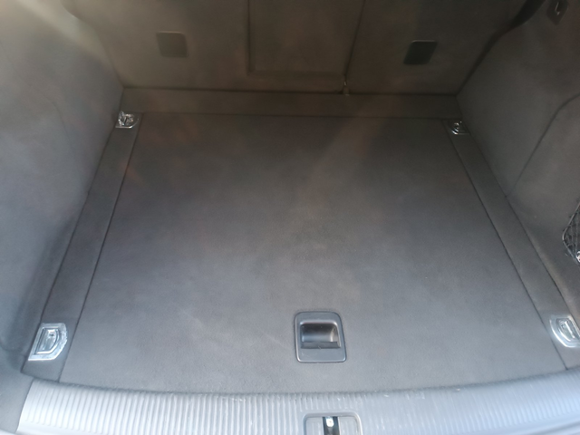 Audi Q5 2000 - автомобили, коли, обяви за нови и употребявани 11