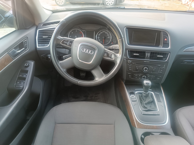 Audi Q5 2000 - автомобили, коли, обяви за нови и употребявани 6