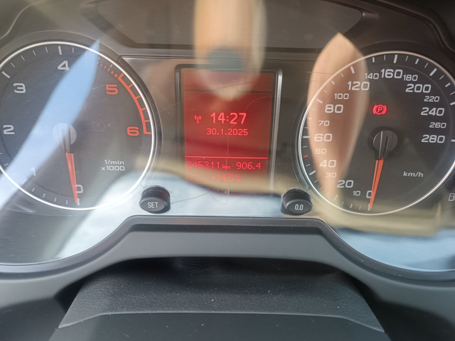 Audi Q5 2000 - автомобили, коли, обяви за нови и употребявани 7