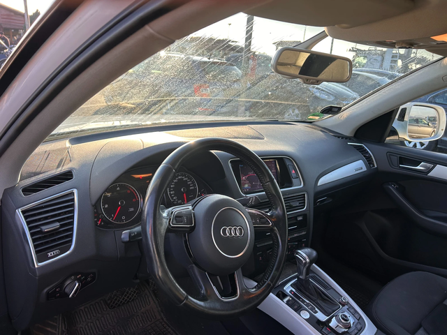 Audi Q5 2.0TDI QUATTRO AVTOMAT/NAVI EURO 5 - автомобили, коли, обяви за нови и употребявани 10