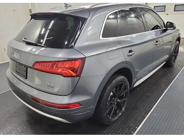 Audi Q5 TECHNIK - автомобили, коли, обяви за нови и употребявани 2