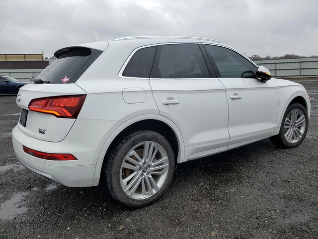 Audi Q5 * PREMIUM PLUS* QUATTRO* КОЖЕН САЛОН* - автомобили, коли, обяви за нови и употребявани 2