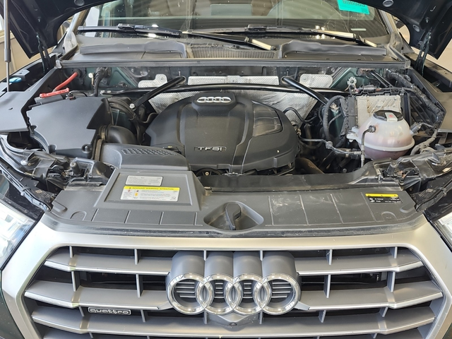 Audi Q5 2L 4cyl AWD - автомобили, коли, обяви за нови и употребявани 17