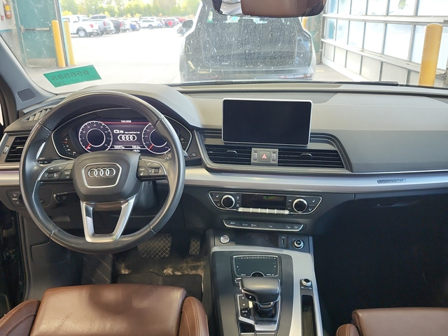 Audi Q5 2L 4cyl AWD - автомобили, коли, обяви за нови и употребявани 9