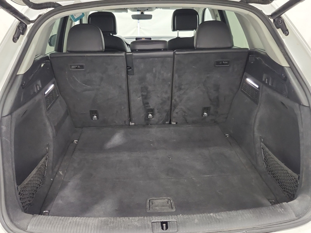 Audi Q5 2L 4cyl AWD - автомобили, коли, обяви за нови и употребявани 12