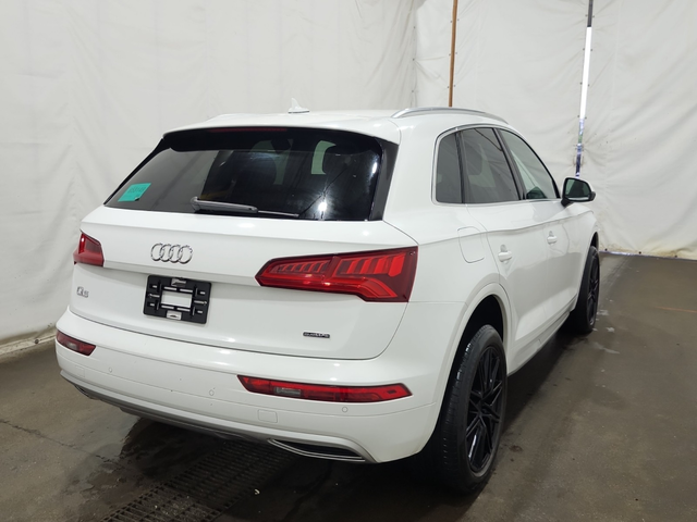 Audi Q5 2L 4cyl AWD - автомобили, коли, обяви за нови и употребявани 2