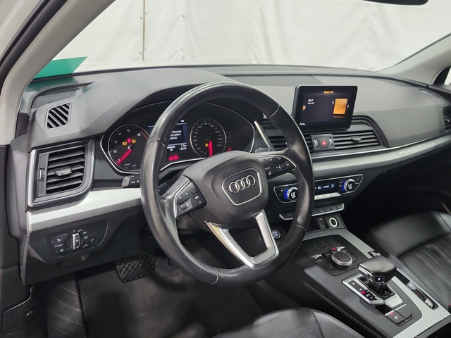 Audi Q5 2L 4cyl AWD - автомобили, коли, обяви за нови и употребявани 9