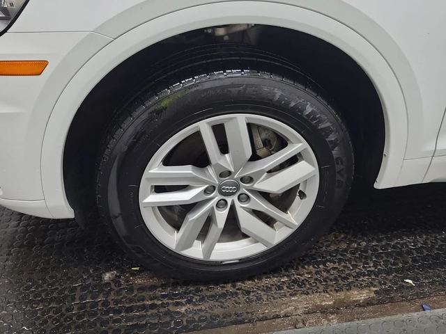 Audi Q5 * KOMFORT * CARFAX * ЦЕНА ДО БГ - автомобили, коли, обяви за нови и употребявани 13