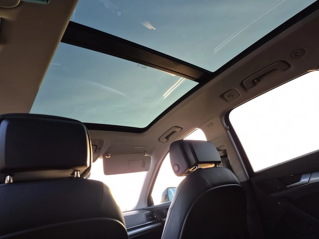 Audi Q5 * PREMIUM PLUS * CARFAX * ЦЕНА ДО БГ - автомобили, коли, обяви за нови и употребявани 14