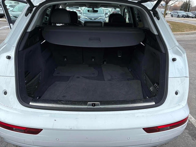 Audi Q5 * 2.0 TFSI quattro Progressiv S tronic * CARFAX * - автомобили, коли, обяви за нови и употребявани 12