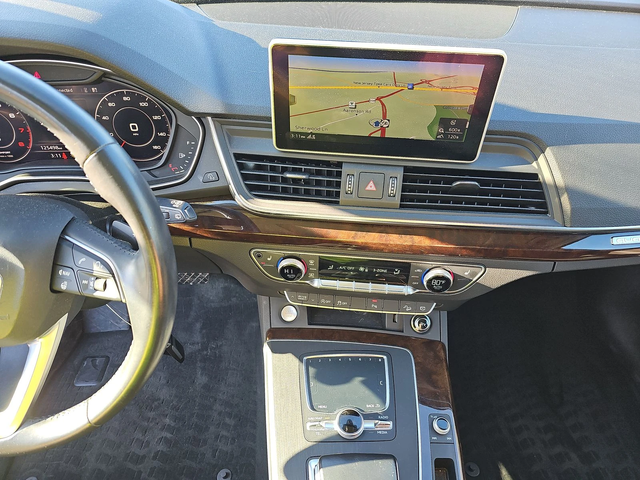 Audi Q5 Premium Plus - автомобили, коли, обяви за нови и употребявани 9