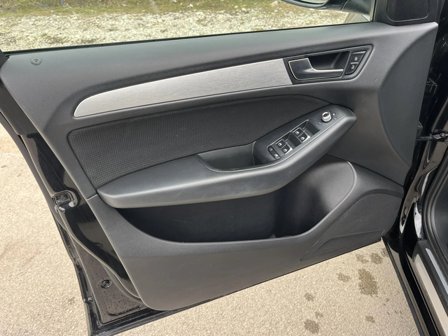 Audi Q5 FACE 3.0TDI  250кс S-LINE КСЕНОН КОЖА НАВИ ВНОС ИТ - автомобили, коли, обяви за нови и употребявани 6