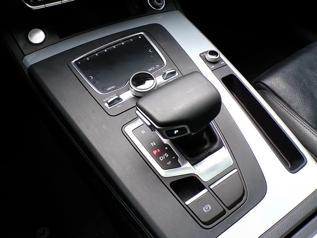 Audi Q5 Technik 45 TFSI* Bang&Olufsen* подгрев* обдух.* 36 - автомобили, коли, обяви за нови и употребявани 12