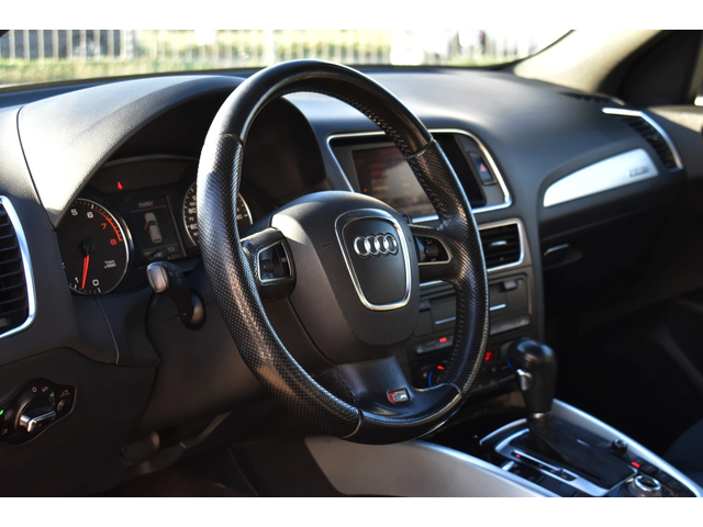 Audi Q5 2.0T* S-LINE - автомобили, коли, обяви за нови и употребявани 8