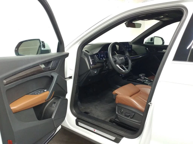 Audi Q5 * S-Line* * HeadUp* AвтоКредит* (ЦЕНА ДО БГ) - автомобили, коли, обяви за нови и употребявани 9