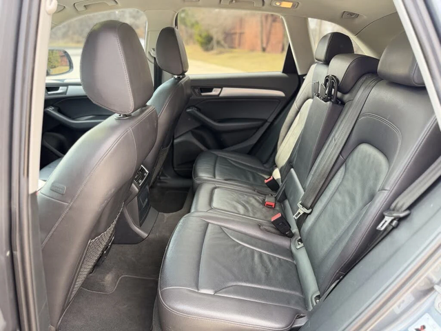 Audi Q5 Quattro* Progressiv* АвтоКредит* (ЦЕНА ДО БГ) - автомобили, коли, обяви за нови и употребявани 11