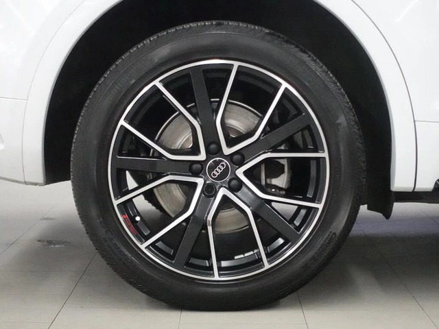 Audi Q5 * TECHNIK* * HeadUp* AвтоКредит* (ЦЕНА ДО БГ) - автомобили, коли, обяви за нови и употребявани 16