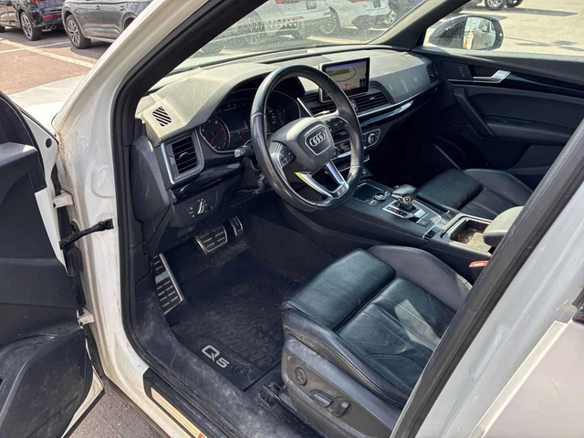 Audi Q5 * PROGRESSIV * ПОДГРЕВИ * CARFAX * ПАНО - автомобили, коли, обяви за нови и употребявани 4