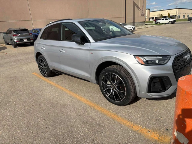 Audi Q5 * Progressiv * ДИСТРОНИК * 360 * S LINE - автомобили, коли, обяви за нови и употребявани 11