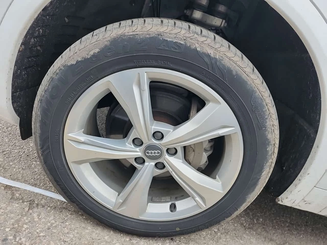 Audi Q5 Progressiv/CARFAX/Панорама/Памет/Подгрев/2 КЛЮЧА - автомобили, коли, обяви за нови и употребявани 16