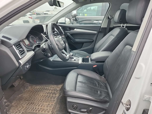 Audi Q5 Progressiv/CARFAX/Панорама/Памет/Подгрев/2 КЛЮЧА - автомобили, коли, обяви за нови и употребявани 6